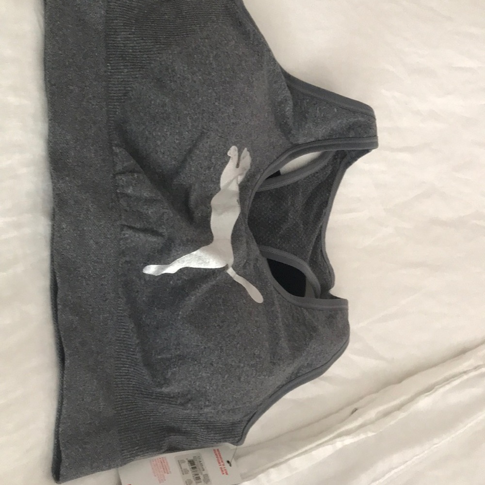 Workout top with built in bra